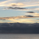 Lever de soleil sur le quai de chargement de la mine de Monéo - Ponérihouen © Erika Dubois