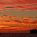 Coucher de soleil sur la Baie de Santal © 